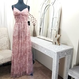 🍒NWOT🍒 DREAMY ADRIANNA PAPELL MAXI DRESS
